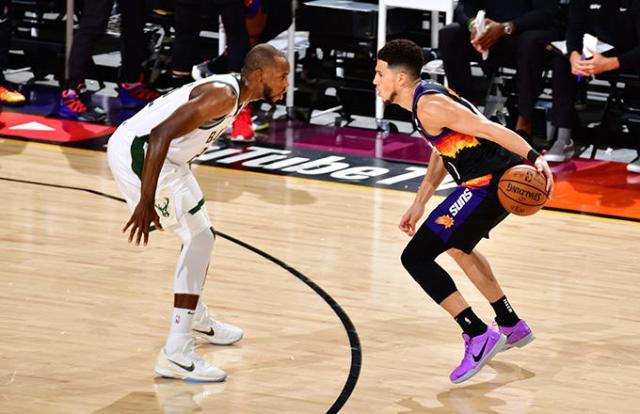 字母哥：相信霍勒迪会反弹 我们要打出侵略性