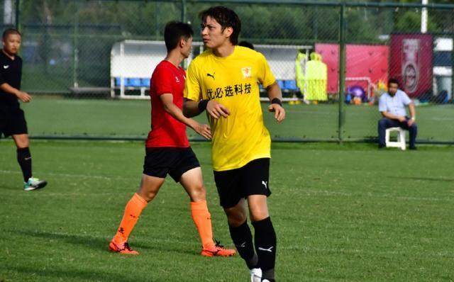 曝川足陷欠薪罢训风波 矛盾激化老将汪嵩处境尴尬